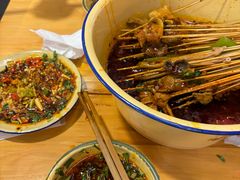 -拈签一笑黄牛肉辣卤串串