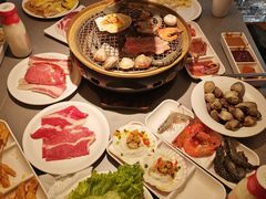 -山焱·炭火自助烤肉(周浦万达店)