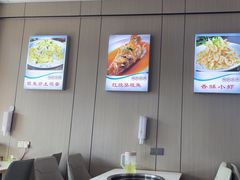-丹水桥地锅鱼·翘嘴鲌·地方特色全鱼宴(丹江口大坝店)