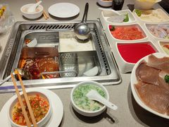 -海底捞火锅(新松江路生日主题店)
