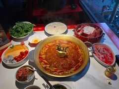 -小龙翻大江文化火锅(宽窄店)