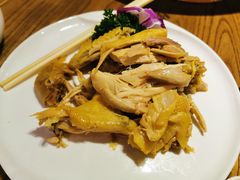 招牌手撕盐焗鸡-金苑酒家·客家菜·广东老字号(万象店)