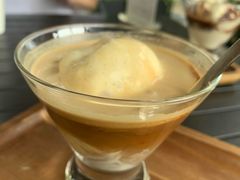 -星巴克(杭州湖滨银泰E区店)
