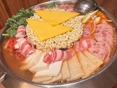 小木屋部队锅-恩你小木屋·韩式料理(假日广场店)