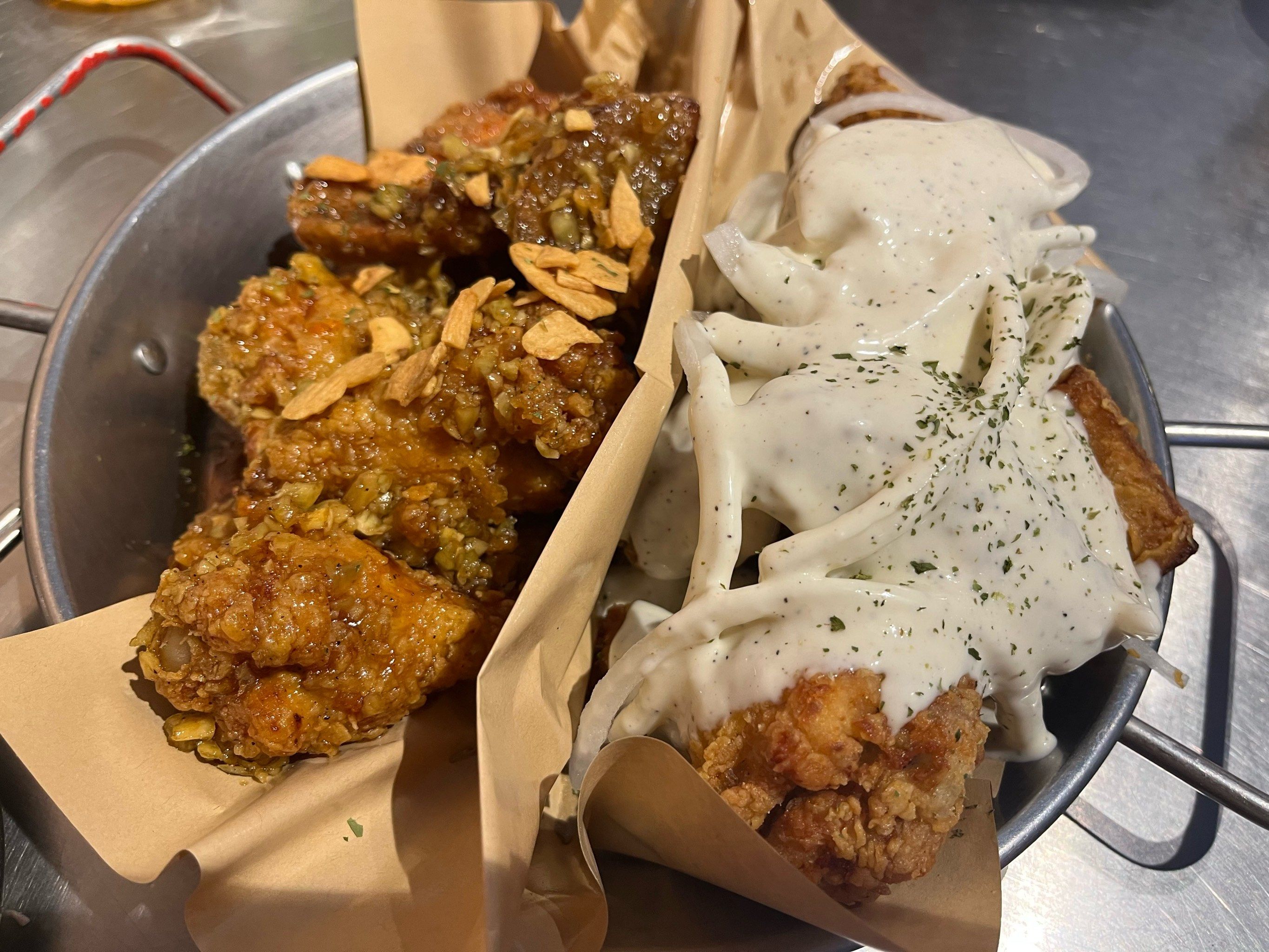 韩国街超好吃的网红炸鸡