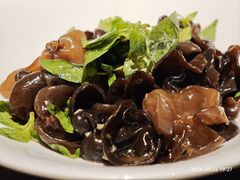 荆芥木耳拌干葱头-湖里春风·淮扬菜(丽泽天街店)