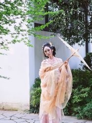 -一揽芳华汉服旗袍体验馆(拙政园店)
