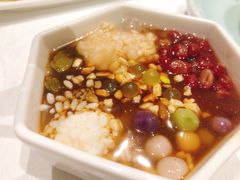 手搓老红糖冰粉-江城小馆陕南妈妈菜·全球旅行餐厅(钟楼店)