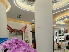 -皓齿连锁·雅贝健口腔·种植·矫正中心(虹口曲阳路店)