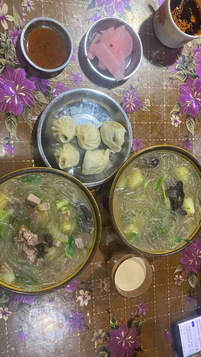 乃曲菜包子茶館-