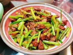 葱爆新鲜羊肉-老鳖私房菜(常青花园店)