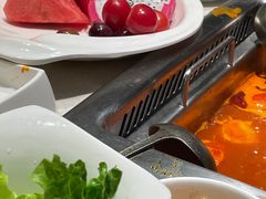 -海底捞火锅鲜切牛肉主题店(长寿路店)