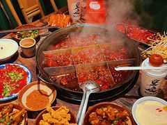 -周小明火锅(黑金冠社区店)