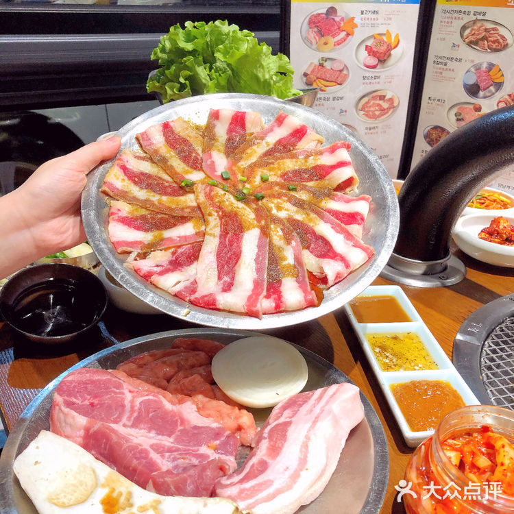 🇰🇷敲有氛围的正宗韩式传统烤肉,仿佛置身韩国
