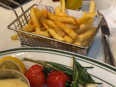 -拉拉伯爵西餐厅(青田店)