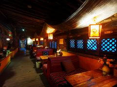 -藏地尼西黑陶餐馆.藏餐.酒馆