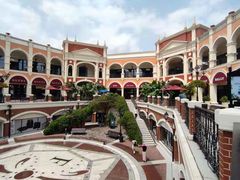 -佛罗伦萨小镇广佛名品奥特莱斯(疏港路店)