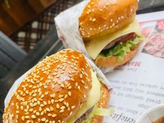 -The Habit Burger Grill 哈比特汉堡(爱琴海店)