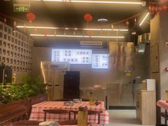 -洪霞餐馆·川菜·鲜货现炒(两江春城店)
