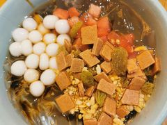 -芙蓉巷成都名小吃(丹尼斯2天地店)