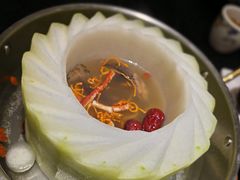 -得意咚瓜·顺德鱼生·冬瓜火锅(深圳首店)