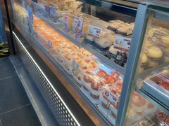 -鲍师傅糕点(江苏路店)