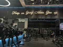 -滨力健身俱乐部