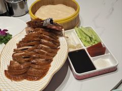 -梅利汴京烤鸭•开封豫菜地标店(东大街店)