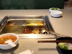 -海底捞火锅(新松江路店)