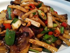 萝卜干炒腊肉-鸽子侯·家宴·平价海鲜(市图书馆店)