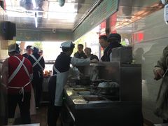 -芳婆糕团店(王府大街店)