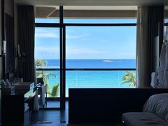 -三亚亚龙湾希尔顿酒店