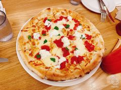 -城市大道红炉披萨烘焙坊