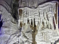 -泰安地下龙宫景区