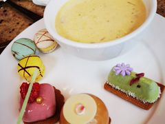 -松山湖凯悦酒店·Café自助餐厅·周末火舞秀表演