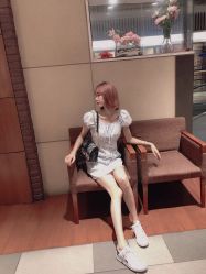 -BULB STUDIO 巴柏明星发型工作室