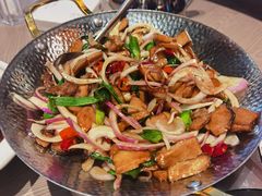 -艳阳天·非遗楚菜(武汉客厅店)