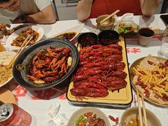 -肥肥虾庄·金牌油焖大虾(杨园滨江时代walk店)