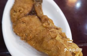 Pork Cutlet and Smoked Fish Noodles