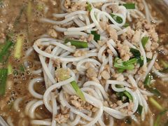 -正宗杨记普洱酸醋米线(总店)