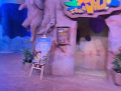 -珠海横琴国家地理探险家中心(创新方)