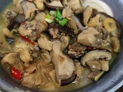 -黑白电视长沙小吃(美林M·LIVE天地东座店)