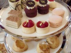 红丝绒下午茶-Salon de Ville浦江汇(上海外滩华尔道夫酒店店)