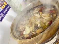 -威邵鸡煲(西华路总店)
