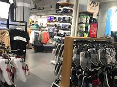 -metersbonwe(中华城店)