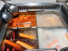 -海底捞火锅鲜切牛肉主题店(长寿路店)