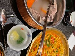 酸辣土豆丝-丝路金桃·新疆菜(徐汇店)