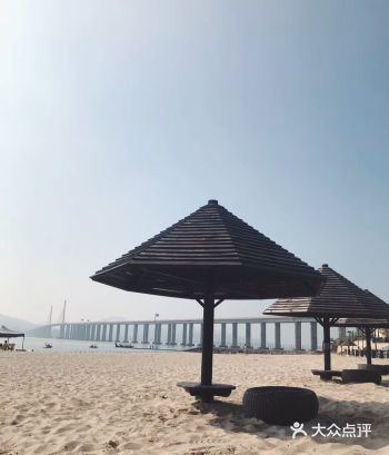 赶海拾贝，在这里玩得有些嗨！