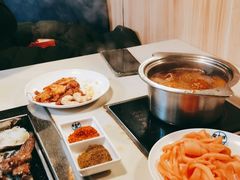 -爱客得牛排海鲜烤肉·火锅自助(春熙路黑金好店)