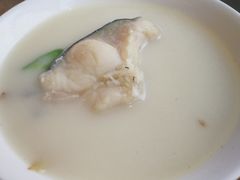 -陈大锅·岳阳鱼馆·地道岳阳菜(美食街店)